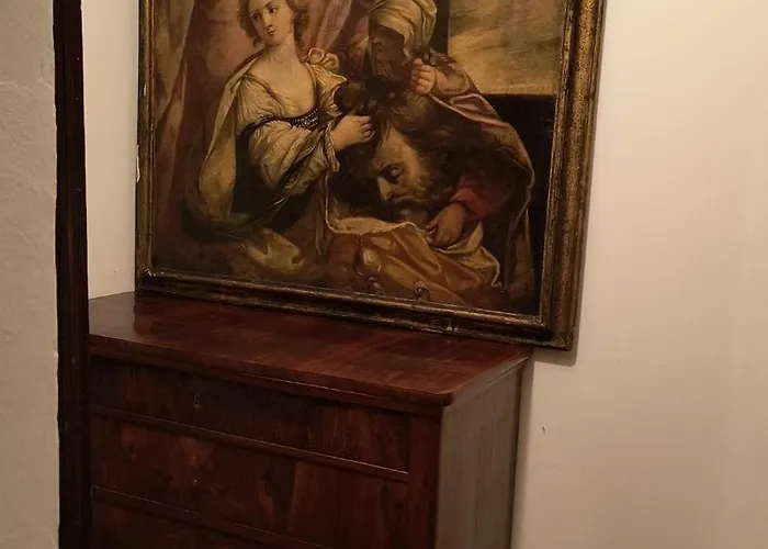 Esperienza D'altri Tempi, 아파트 *