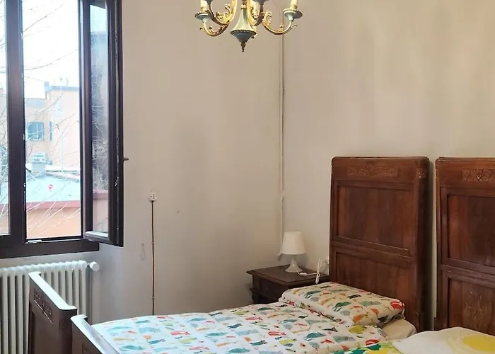 Esperienza D'altri Tempi, 아파트 *